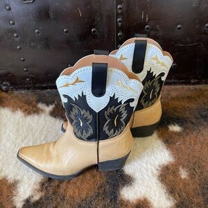 Leather Cowgirl Boots!